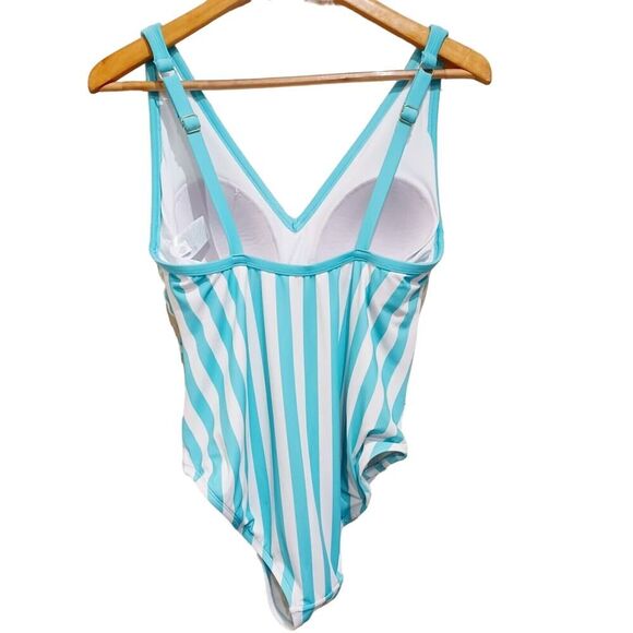 KONA SOL Plus-size turquoise and white striped V-neck Women's Size 18W - Picture 3 of 9